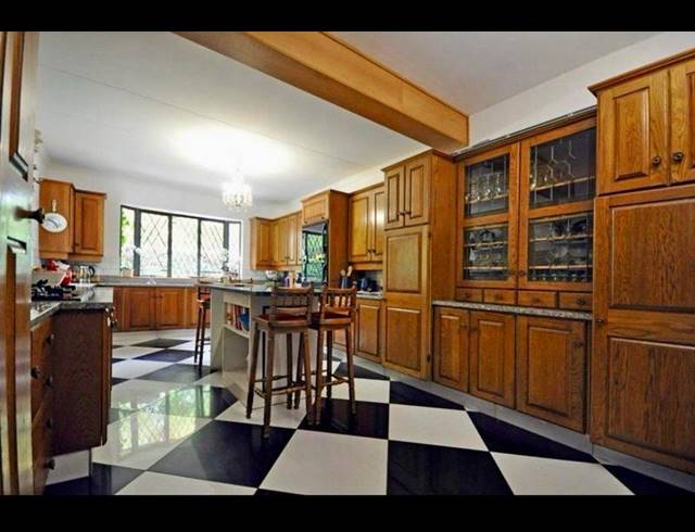 4 BEDROOM HOUSE FOR SALE IN PEACEHAVEN